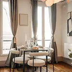 Apartamento Renovated Near The Louvre *