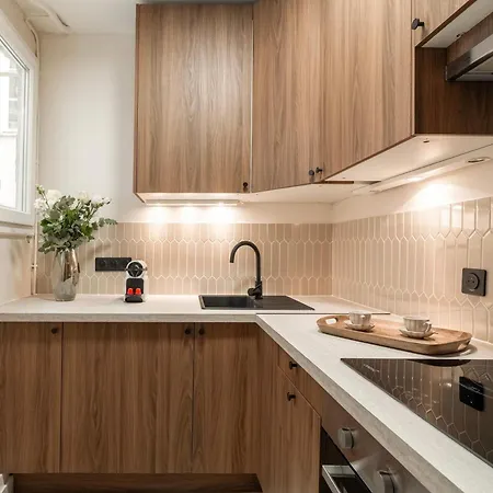 Apartamento Renovated Near The Louvre *