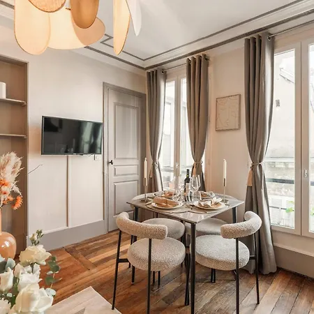 Renovated Near The Louvre * París